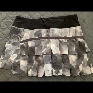 Lululemon Run Pace Setter Skirt Size 4